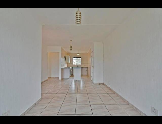 2 BEDROOM APARTMENT FOR SALE IN BRACKENHURST